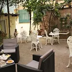 Domus Dea B&B