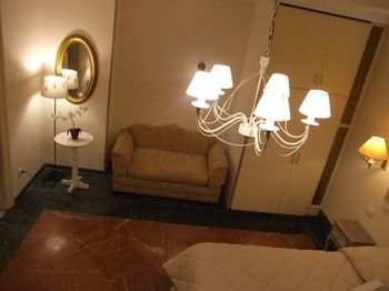 Domus Dea Bed & Breakfast