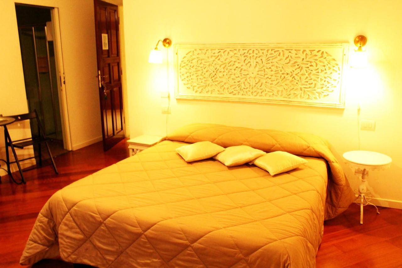 Domus Dea Roma