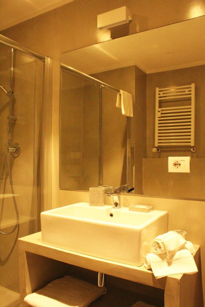 Domus Dea Bed & Breakfast 3*